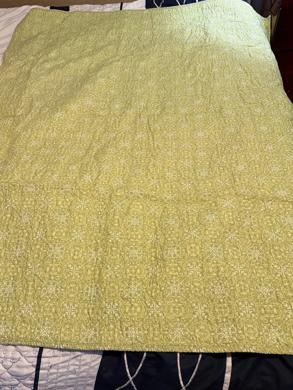 Handmade Geometric Patchwork Quilt in White with Multicolor Diamonds